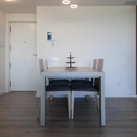 Uhc Residencial *